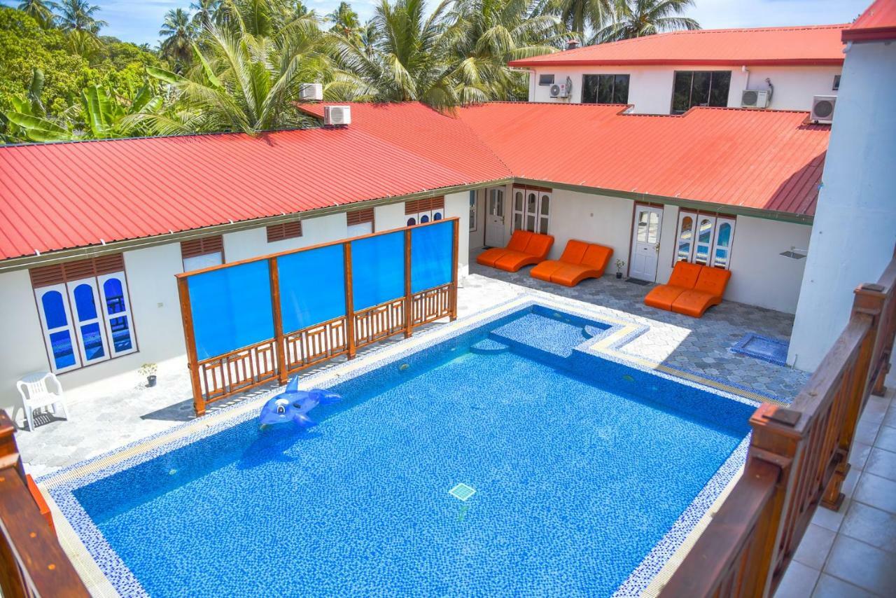Equatorial Divers Lodge Addu City ภายนอก รูปภาพ
