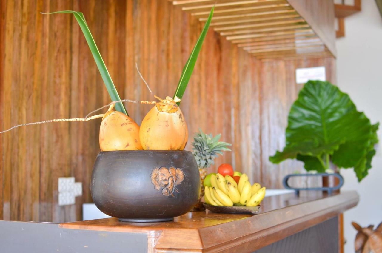 Equatorial Divers Lodge Addu City ภายนอก รูปภาพ