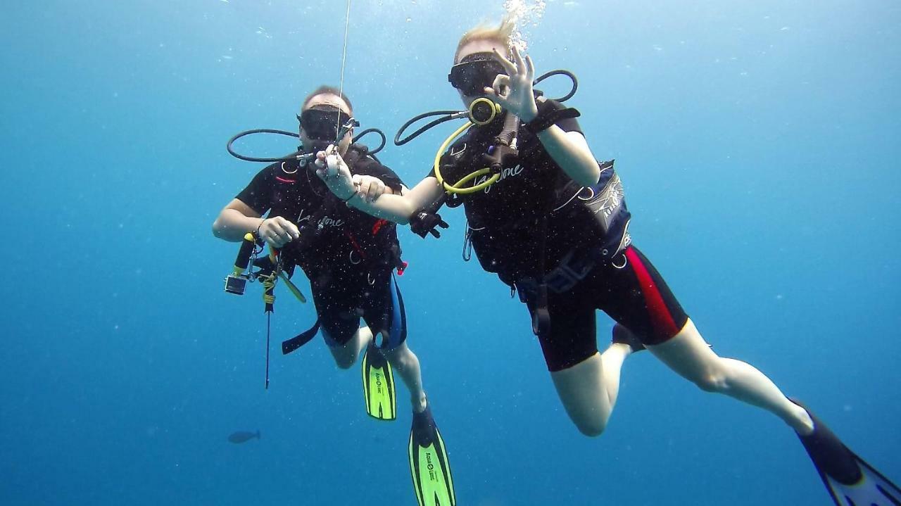 Equatorial Divers Lodge Addu City ภายนอก รูปภาพ